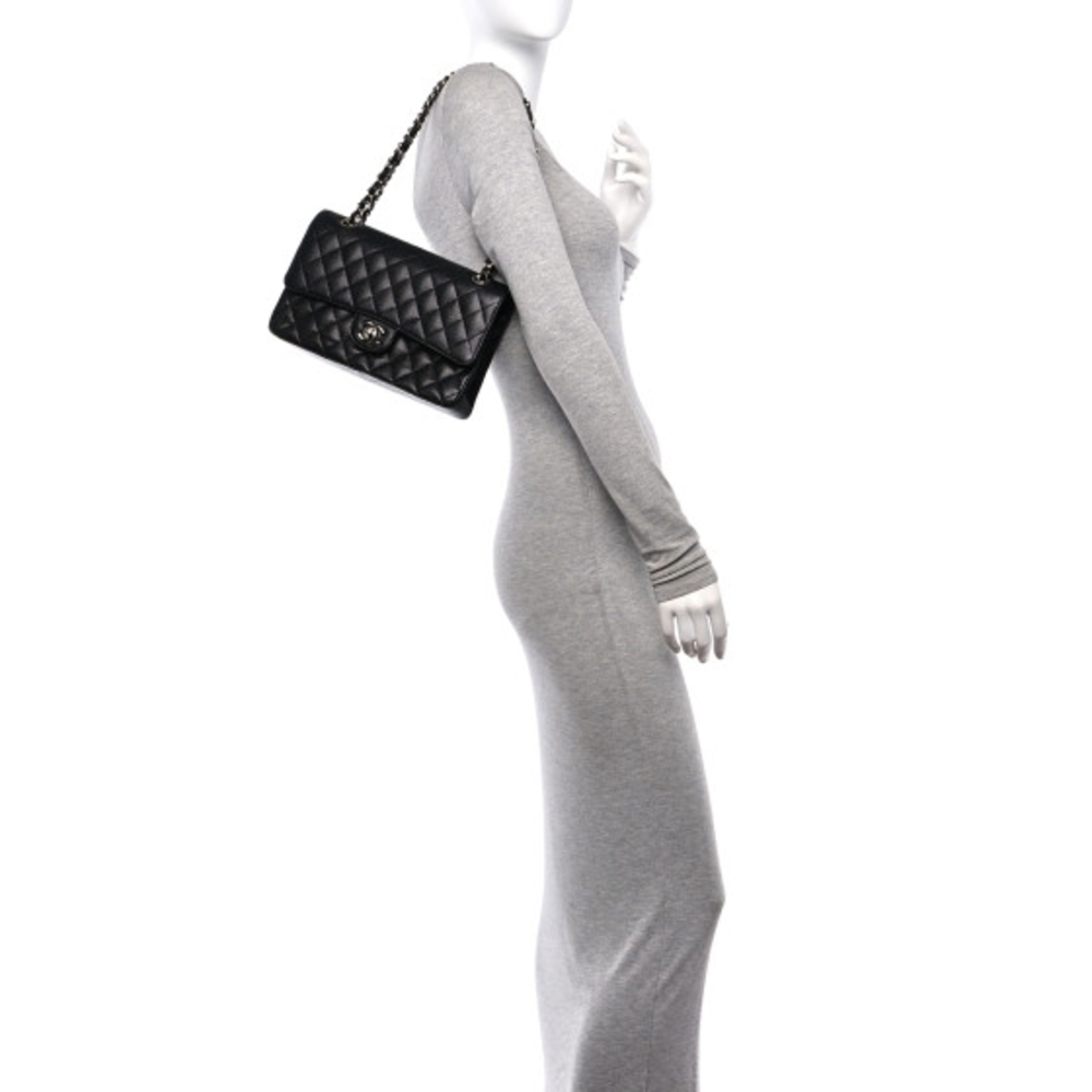 Chanel Classic Double Flap Quilted Caviar Jumbo Bag - Picture 5 of 11